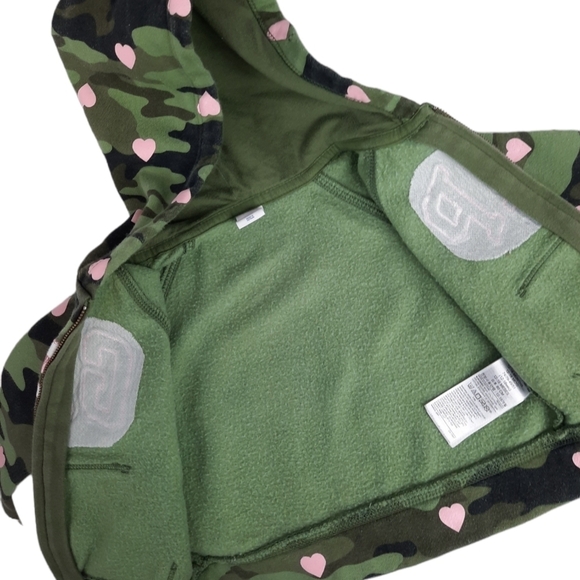 Baby Gap Zip Up Hoodie Camo Hearts‎ Size 12 - 18 Months Girls - Picture 3 of 5